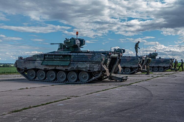 Гендиректор Rheinmetall заявив, що кілька бронемашин Marder можуть бути доставлені в Україну негайно Гендиректор Rheinmetall заявив, що кілька бронемашин Marder можуть бути доставлені в Україну негайно