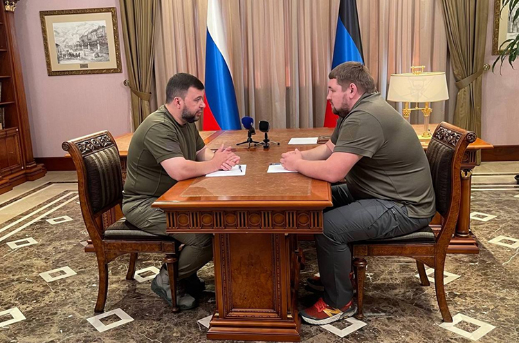 Денис Пушилін та Володимир Бандура. Мер Святогірська на Донеччині перейшов на бік окупантів