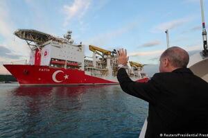 Туреччина почала прокладання нового газопроводу в Чорному морі