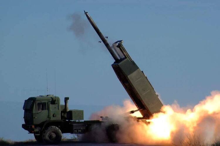 Єрмак назвав термін, коли до України прибудуть ракетні системи HIMARS Єрмак назвав термін, коли до України прибудуть ракетні системи HIMARS