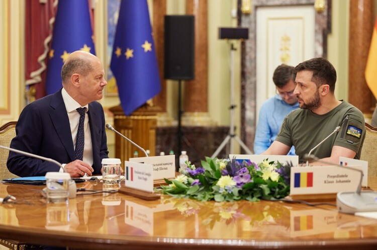 Кулеба: Слова Шольца під час візиту до Києва вразили, тепер чекаємо від Німеччини дій Кулеба: Слова Шольца під час візиту до Києва вразили, тепер чекаємо від Німеччини дій