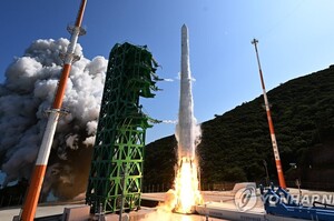 Південна Корея запустила власну космічну ракету-носій Nuri