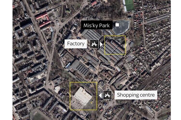 Влучання ракети по ТРЦ в Кременчуці потрапило на камери Міського парку