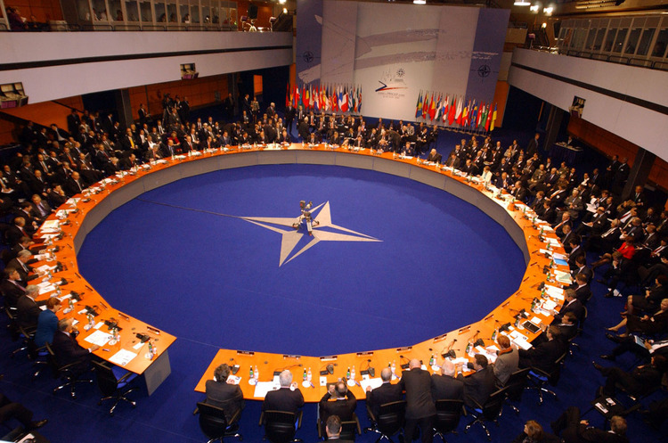 Країни НАТО схвалили нову стратегічну концепцію альянсу, проголосивши росію головною загрозою безпеці