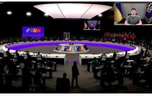 Зеленський на саміті НАТО: «Хто наступний? Молдова, чи країни Балтії, чи Польща? Відповідь – усі вони»