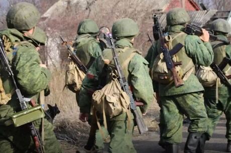 Оккупанты пытаются скрыться с места боевых действий в Крым – разведка