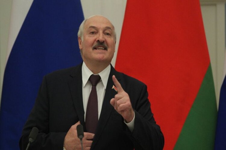 Лукашенко заявив, що «давно визначив» участь Білорусі у війні росії проти України