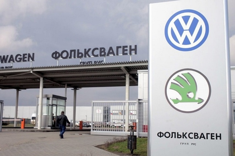 Volkswagen зупиняє виробництво в Нижньому Новгороді