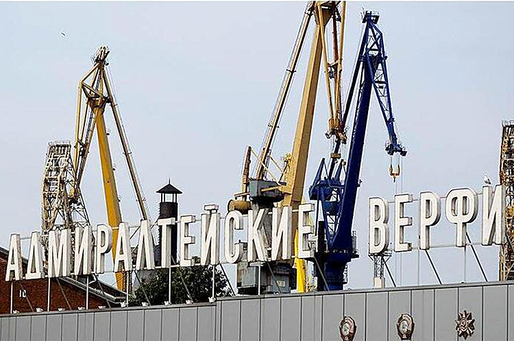 В росії робочих на підприємствах, які простоюють через санкції, вербують на війну з Україною В росії робочих на підприємствах, які простоюють через санкції, вербують на війну з Україною