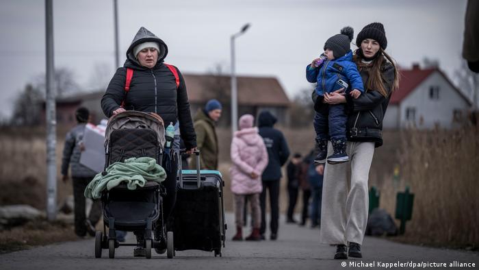 Вже 3 млн українців повернулися додому з Євросоюзу – Єврокомісія Вже 3 млн українців повернулися додому з Євросоюзу – Єврокомісія