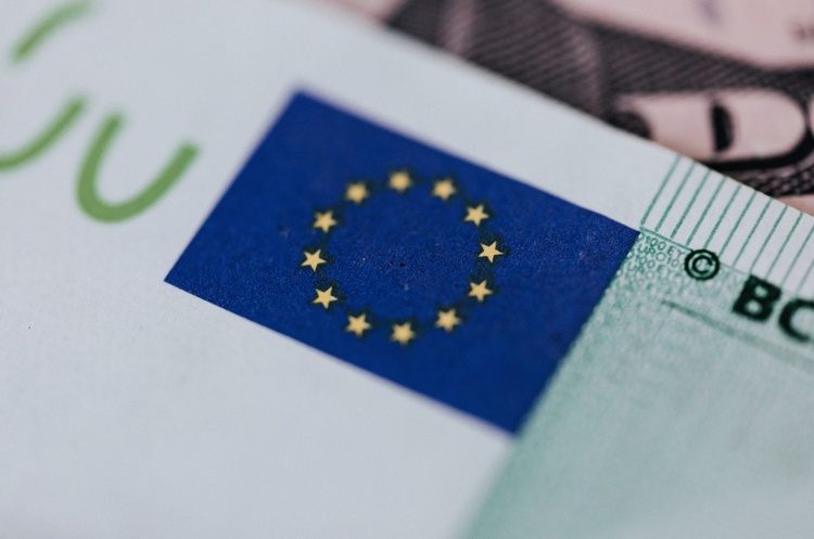 Другий транш допомоги від Євросоюзу Україні становитиме 8 млрд євро Другий транш допомоги від Євросоюзу Україні становитиме 8 млрд євро