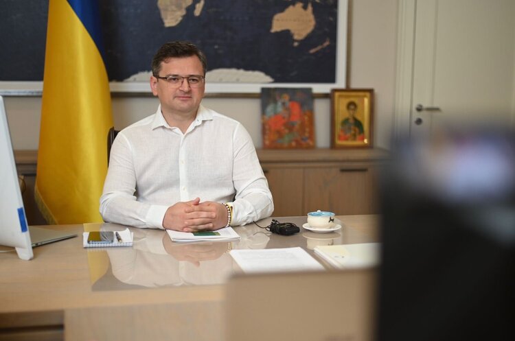 Глава МЗС закликав Гаагу створити спеціальний трибунал для розслідування воєнних злочинів росії Глава МЗС закликав Гаагу створити спеціальний трибунал для розслідування воєнних злочинів росії