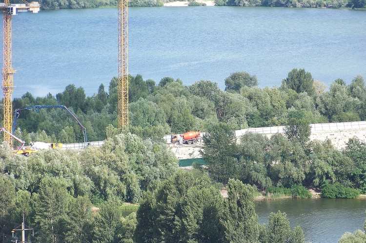 Stolitsa Group знову відновила будівництво в екопарку Stolitsa Group знову відновила будівництво в екопарку