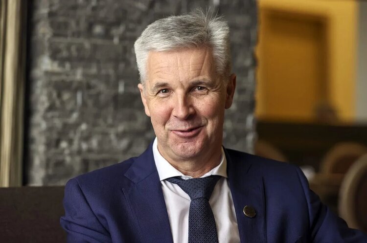 Міністр оборони Латвії Артіс Пабрікс Україна послабила росію настільки, що до нового наступу кремль буде готовий лише через два роки – міноборони Латвії