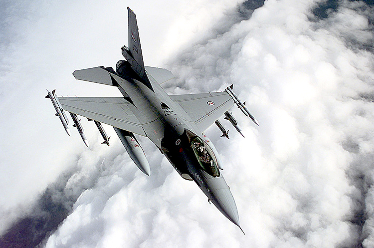 Винищувач F-16. З вітерцем: яких винищувачів потребує Україна