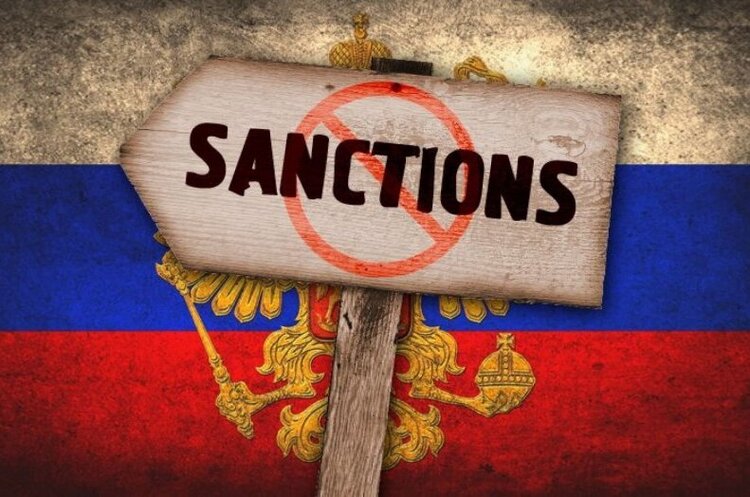 Вісім із дев'яти керівників «Ростеху» не перебувають під санкціями ЄС і партнерів Вісім із дев'яти керівників «Ростеху» не перебувають під санкціями ЄС і партнерів