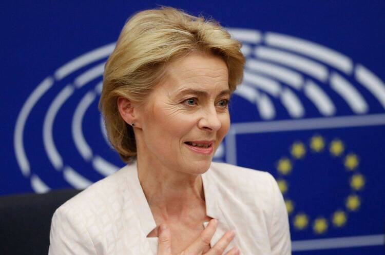 Президент Єврокомісії Урсула фон дер Ляєн Європа має бути готова до повного припинення постачань газу з рф «рано чи пізно» – Фон дер Ляєн
