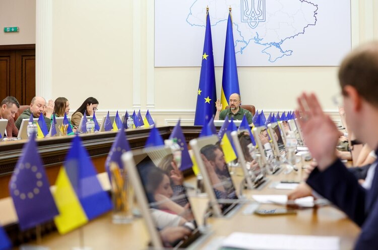 Кабмін звернувся до уряду США щодо надання Україні «газового ленд-лізу» Кабмін звернувся до уряду США щодо надання Україні «газового ленд-лізу»