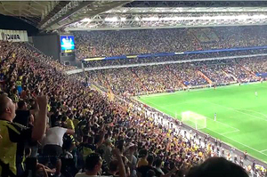 УЄФА розслідує кричалки про путіна під час матчу між турецьким «Фенербахче» і київським «Динамо»