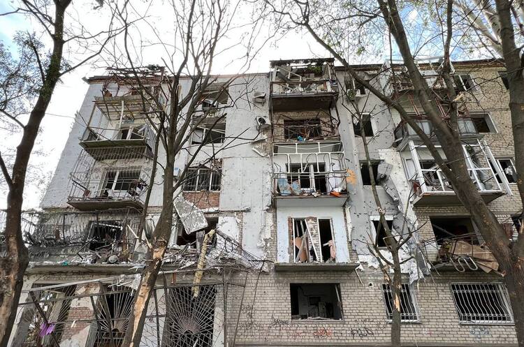 Росіяни обстріляли вночі Миколаїв з РСЗВ «Торнадо-С» Росіяни обстріляли вночі Миколаїв з РСЗВ «Торнадо-С»