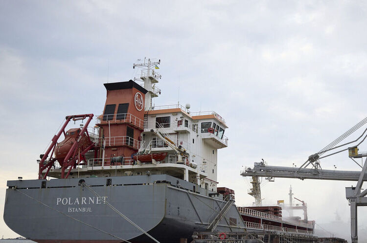 У Туреччині очікують на відправлення з українських портів по одному «зерновому» судну щодня