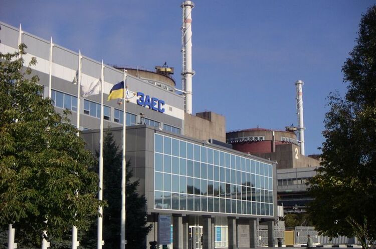Окупанти планують перепідключити ЗАЕС на Крим Окупанти планують перепідключити ЗАЕС на Крим