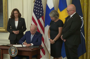 Байден підписав протоколи про приєднання Фінляндії та Швеції до НАТО