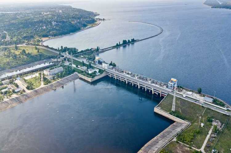 Фото ілюстративного характеру ЗСУ влучили в міст біля Каховської ГЕС – ОК «Південь»