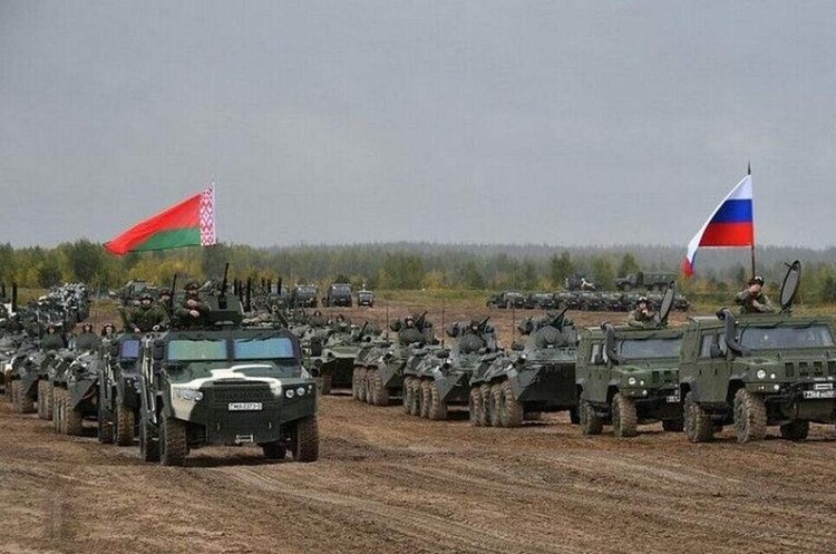 Близько 13 000 білоруських військових погодилися воювати в Україні на боці росіян Близько 13 000 білоруських військових погодилися воювати в Україні на боці росіян
