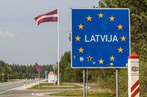 Жителі Латвії, які отримають російський паспорт, повинні покинути країну