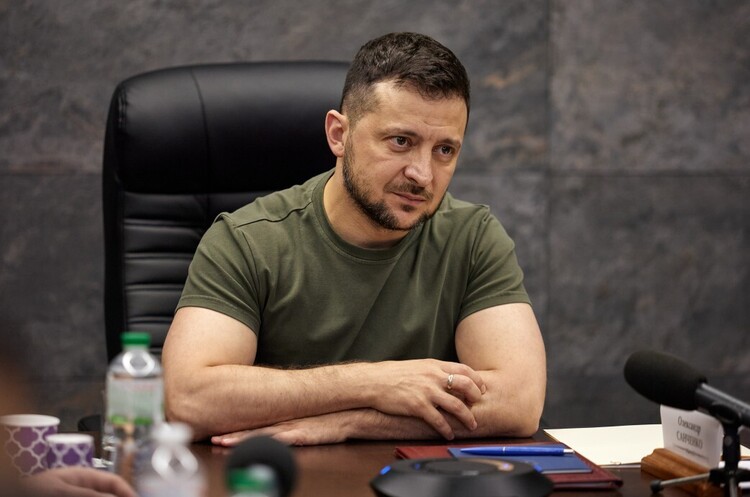 Президент Володимир Зеленський Зеленський звільнив керівників СБУ Київської, Львівської та Тернопільської областей