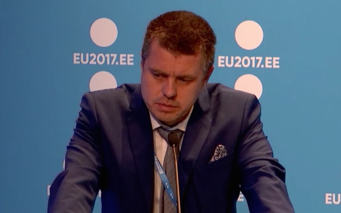 Глава МЗС Естонії Урмас Рейнсалу Естонія запланувала не впускати в країну росіян із візами, виданими в інших країнах ЄС