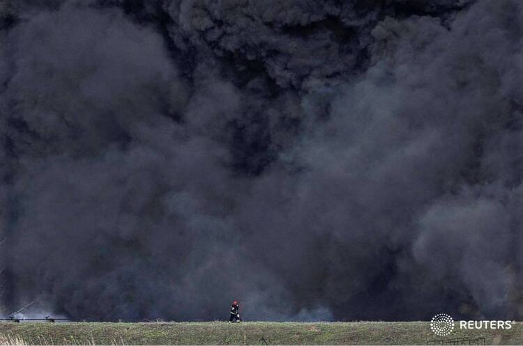 Наслідки війни можуть понад 100 років негативно впливати на врожайність в Україні — звіт Наслідки війни можуть понад 100 років негативно впливати на врожайність в Україні — звіт