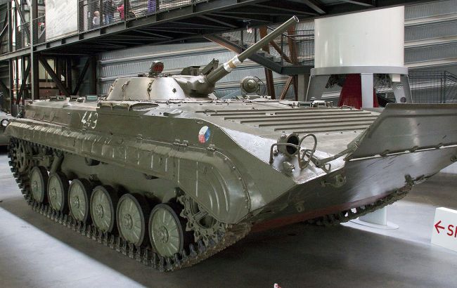 BVP-1 Словаччина дарує Україні 30 бойових машин піхоти, замість них вона отримає від Німеччини танки Leopard