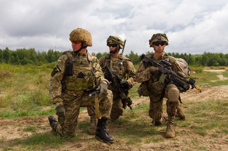 Німеччина надасть Україні новий пакет військової допомоги на півмільярда євро Німеччина надасть Україні новий пакет військової допомоги на півмільярда євро