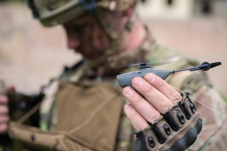 Дрон Black Hornet Британія та Норвегія закуплять для України мікродронів на $9 млн