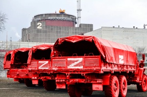 The russian military vehicles are located just 60 meters from the 5th power unit of the ZNPP