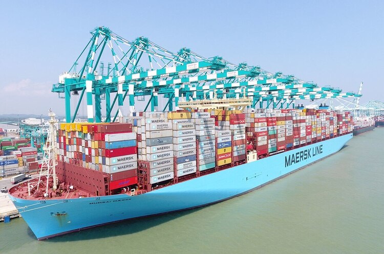 Лідер світових контейнерних перевезень Maersk повністю пішов із росії Лідер світових контейнерних перевезень Maersk повністю пішов із росії