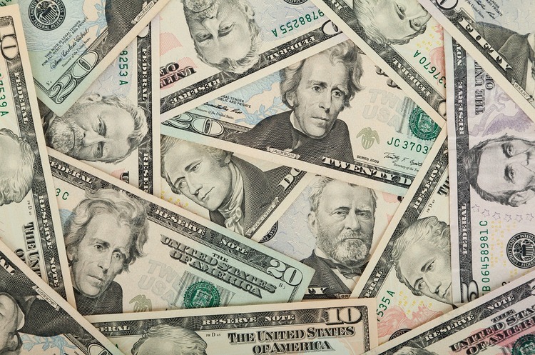 Україна повинна виплатити понад $10 млрд боргів до кінця року Україна повинна виплатити понад $10 млрд боргів до кінця року