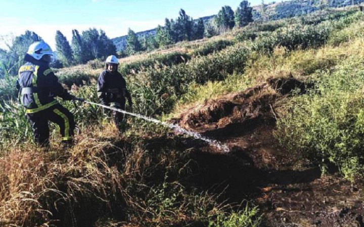 Майже 3 га торфовищ горить у Вишгородському районі – ДСНС Майже 3 га торфовищ горить у Вишгородському районі – ДСНС