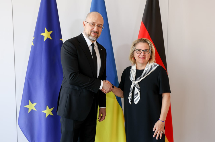 Німеччина спрямує 200 млн євро для допомоги українським ВПО Німеччина спрямує 200 млн євро для допомоги українським ВПО
