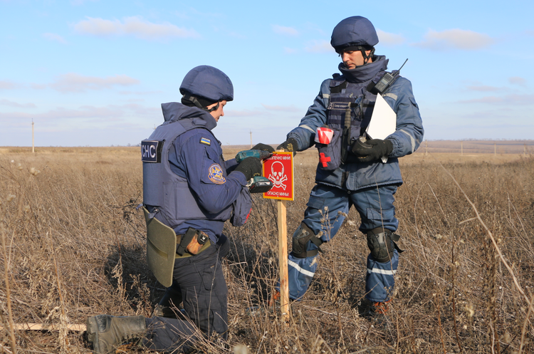 One third of the territory of Ukraine is potentially contaminated with explosives – SES One third of the territory of Ukraine is potentially contaminated with explosives – SES