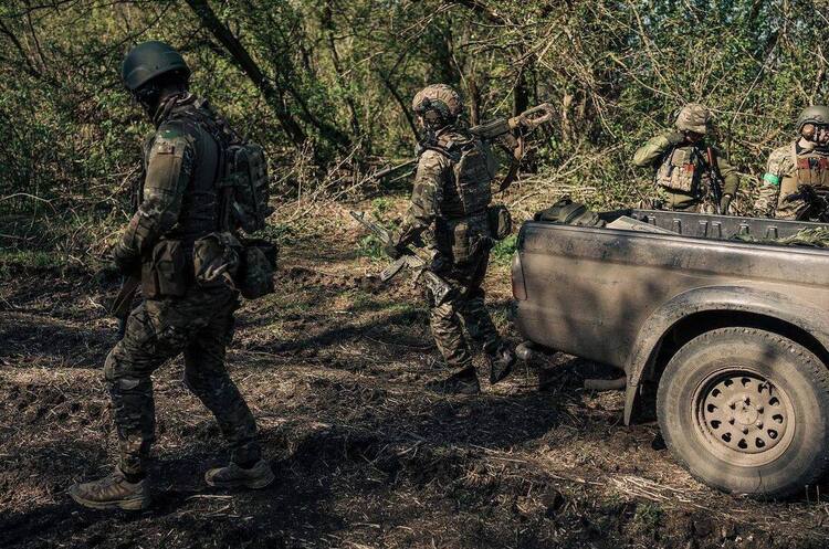ЗСУ відбили атаки біля 10 населених пунктів на Ізюмському та Бахмутському напрямках – Генштаб ЗСУ відбили атаки біля 10 населених пунктів на Ізюмському та Бахмутському напрямках – Генштаб