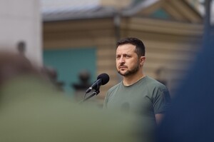 Зеленський радить Трампу подивитися на війну в Україні 	«без рожевих окулярів»