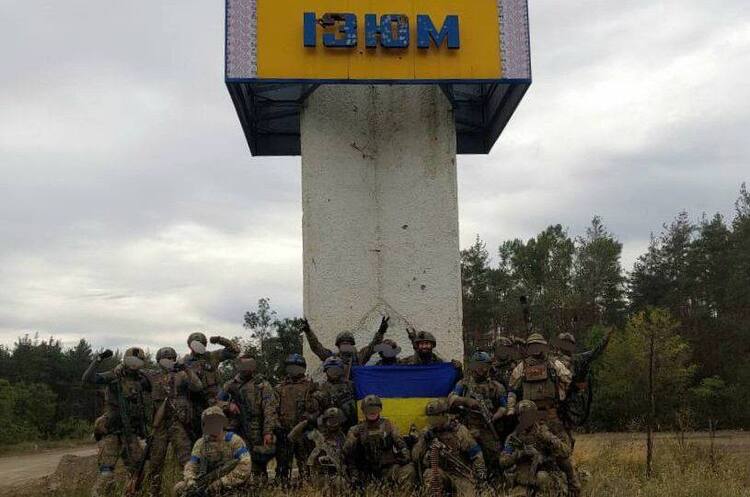 The General Staff reported the russian occupiers are moving new units to Kherson The General Staff reported the russian occupiers are moving new units to Kherson
