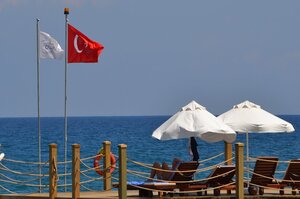 Турецькі готелі припинили приймати російські карти «Мир»
