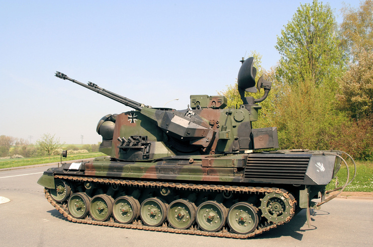 Gepard Німеччина передала ЗСУ ще чотири зенітки Gepard та 65 рефрижераторів