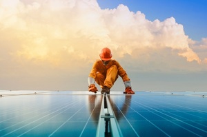 Через газовий шантаж росії в Іспанії встановлення сонячних панелей зросло в 10 разів — Bloomberg