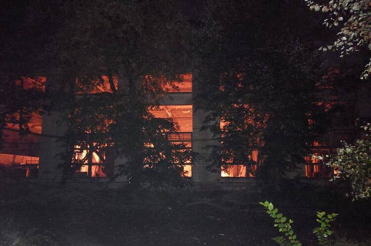 Росіяни вдарили двома ракетами по Харкову Росіяни вдарили двома ракетами по Харкову