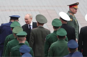 Серед російських генералів розкол, оскільки путін намагається керувати їх діями - CNN